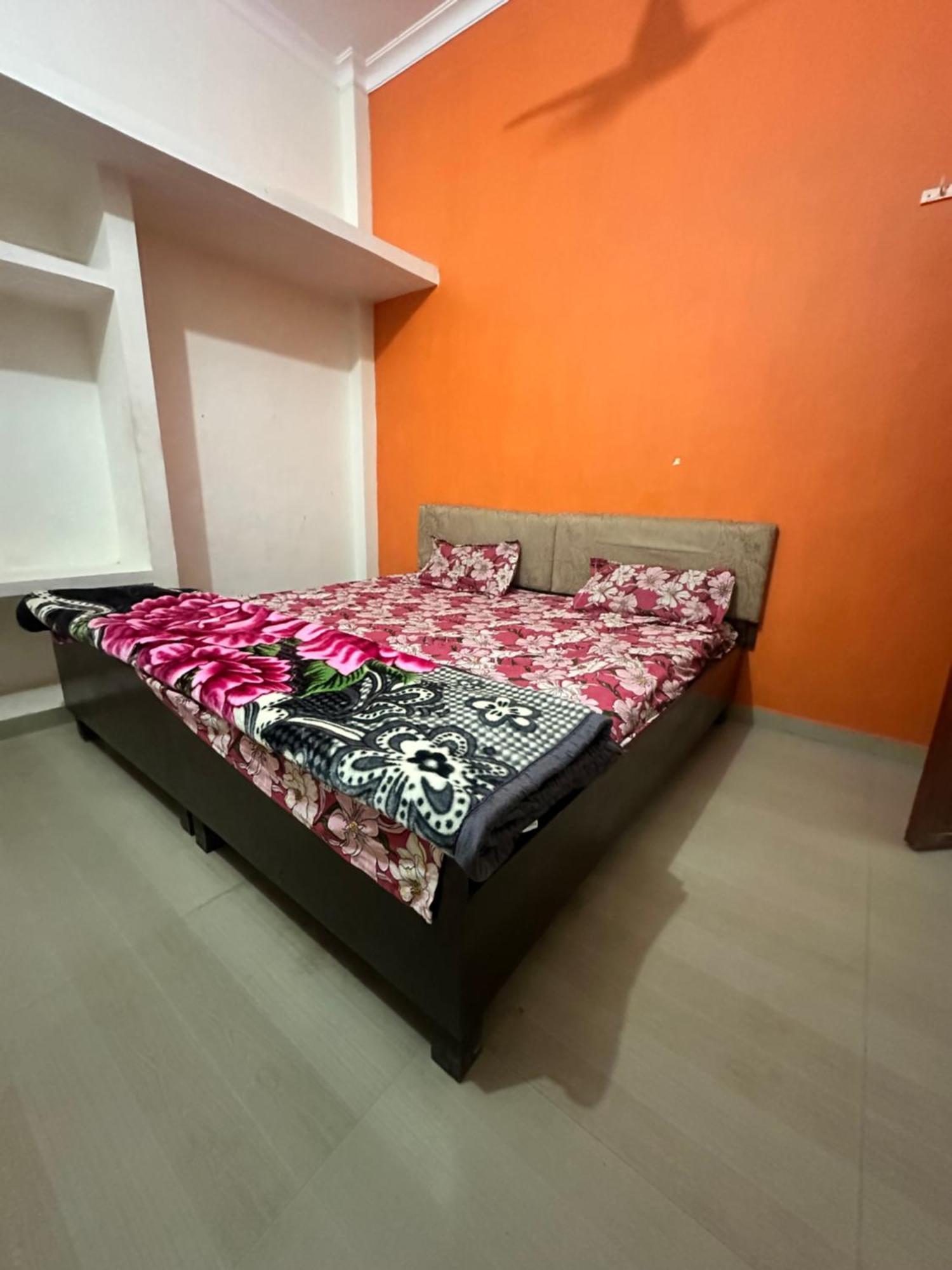 Khatu Shyam Guest House Ayodhya Exterior foto